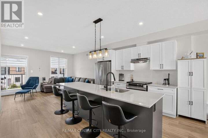 Property Photo: 1595 Capri Crescent 56 ON N6G 3Y6