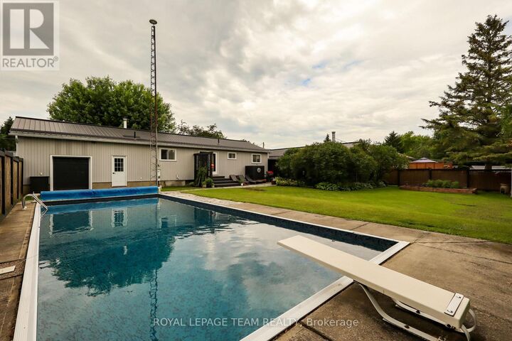 Property Photo:  3041 Bridge Street  ON K0E 1W0 