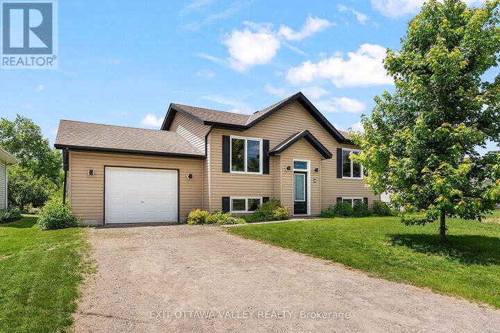 Property Photo: 9 Minto Street ON K0J 1C0