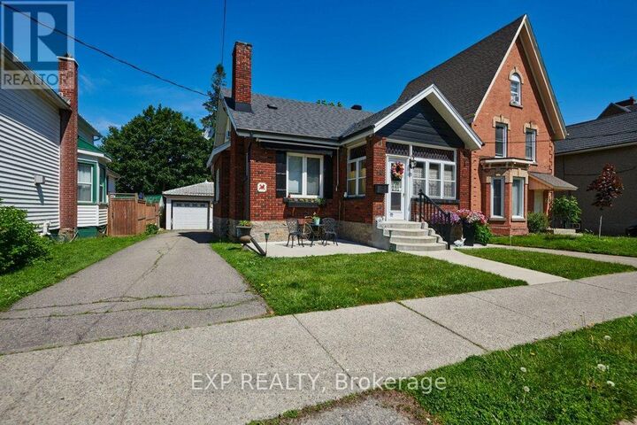 Property Photo: 46 James Street East ON K6V 1K4