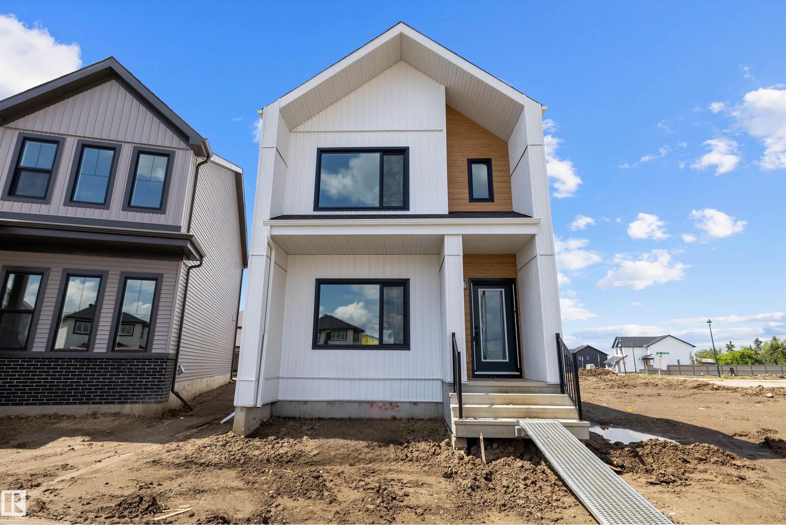 Property Photo:  133 Mustang Close  AB T8E 0C1 