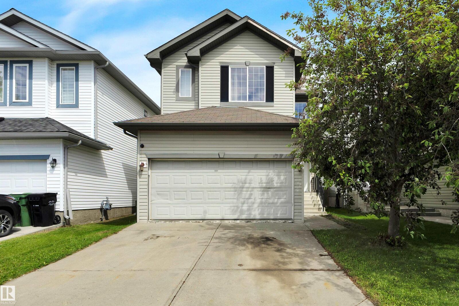 Property Photo:  43 Sutherland Street  AB T9E 8R6 