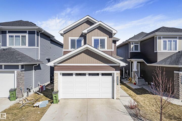 Property Photo:  16212 32 Avenue SW  AB T6W 4P2 