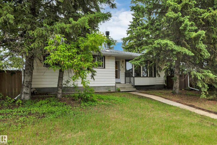 Property Photo:  107 Corinthia Drive  AB T9E 4K5 