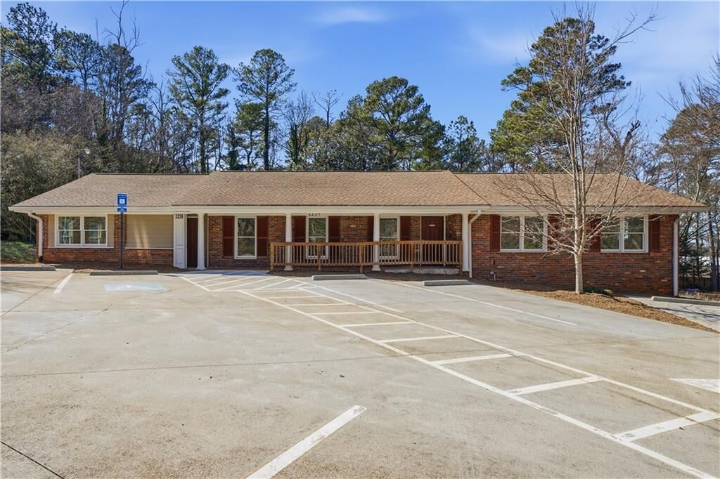 Property Photo: 2239 Scenic Drive GA 30078