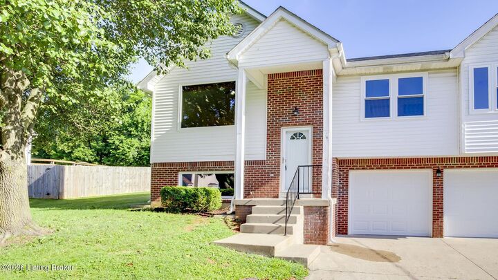 Property Photo:  200 Mable Ct  KY 40175 