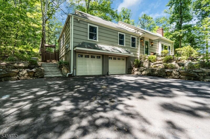 Property Photo:  19 McCann Mill Rd  NJ 07979 