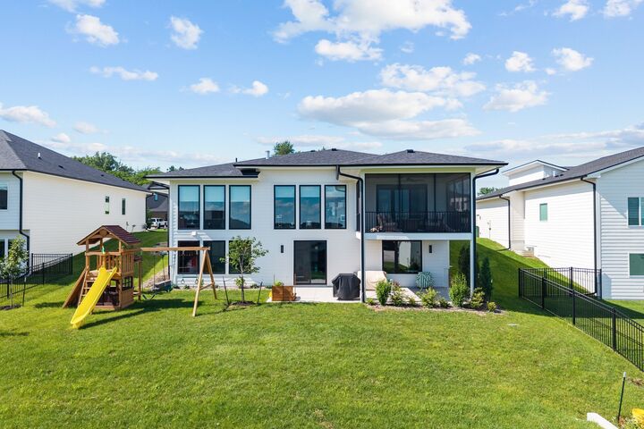 Property Photo: 17734 Townsend Drive IA 50325