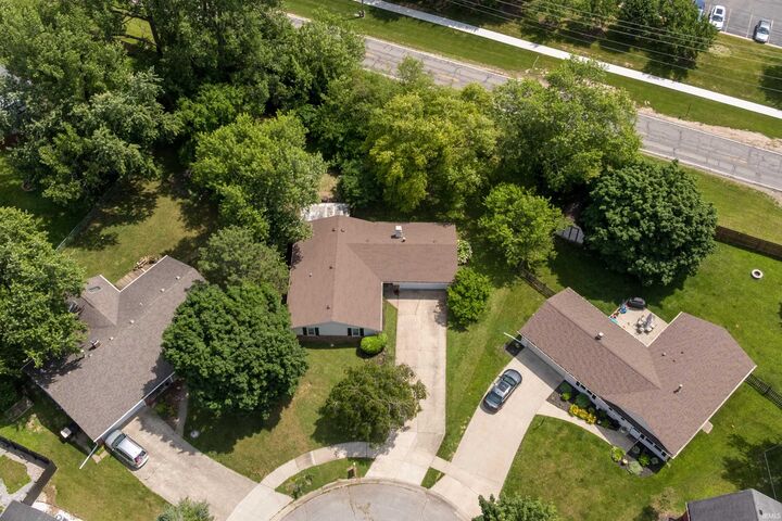 Property Photo: 8027 Meadows Court IN 46815