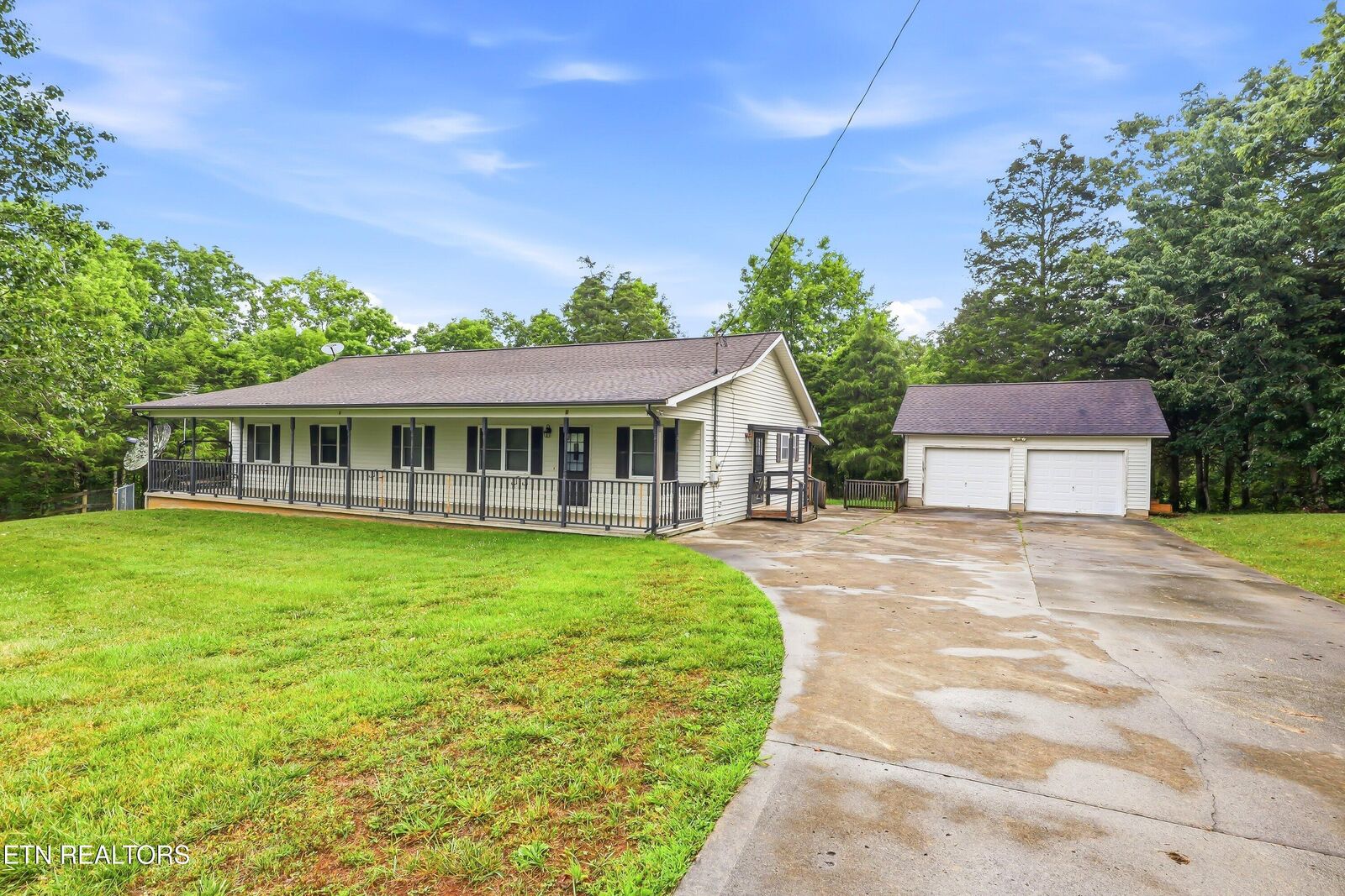 Property Photo:  677 Bethel Rd  TN 37716 