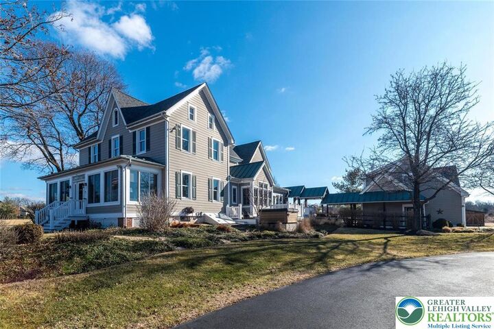 Property Photo:  40 Foellner Lane  PA 18942 