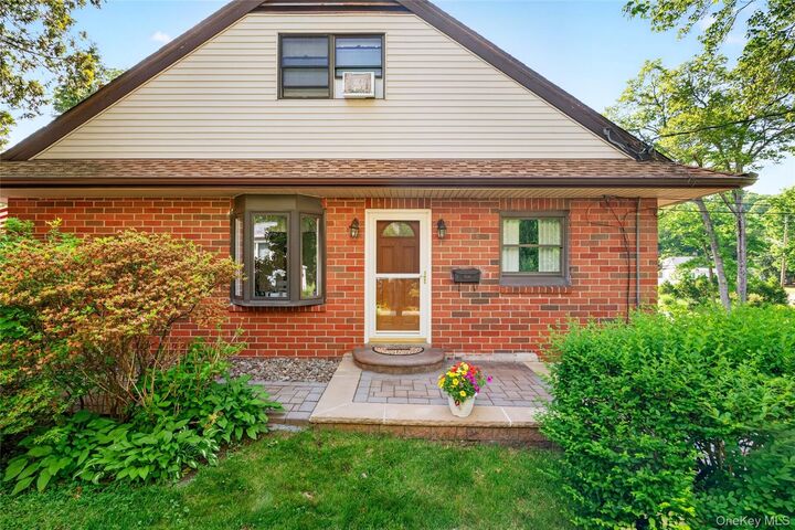 Property Photo:  9 E Hall Avenue  NY 10956 