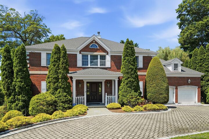 Property Photo:  33 Hevelyne Road  NY 10523 