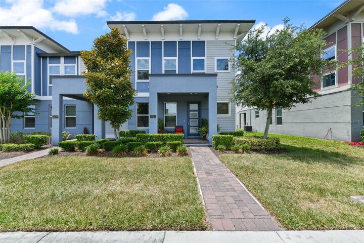 Property Photo: 7043 Carrickbend Lane FL 32819