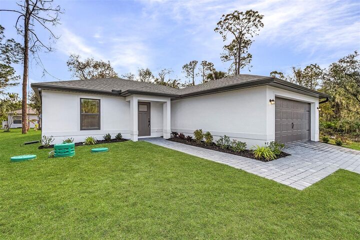 Property Photo: 3453 Worthington Avenue FL 34286