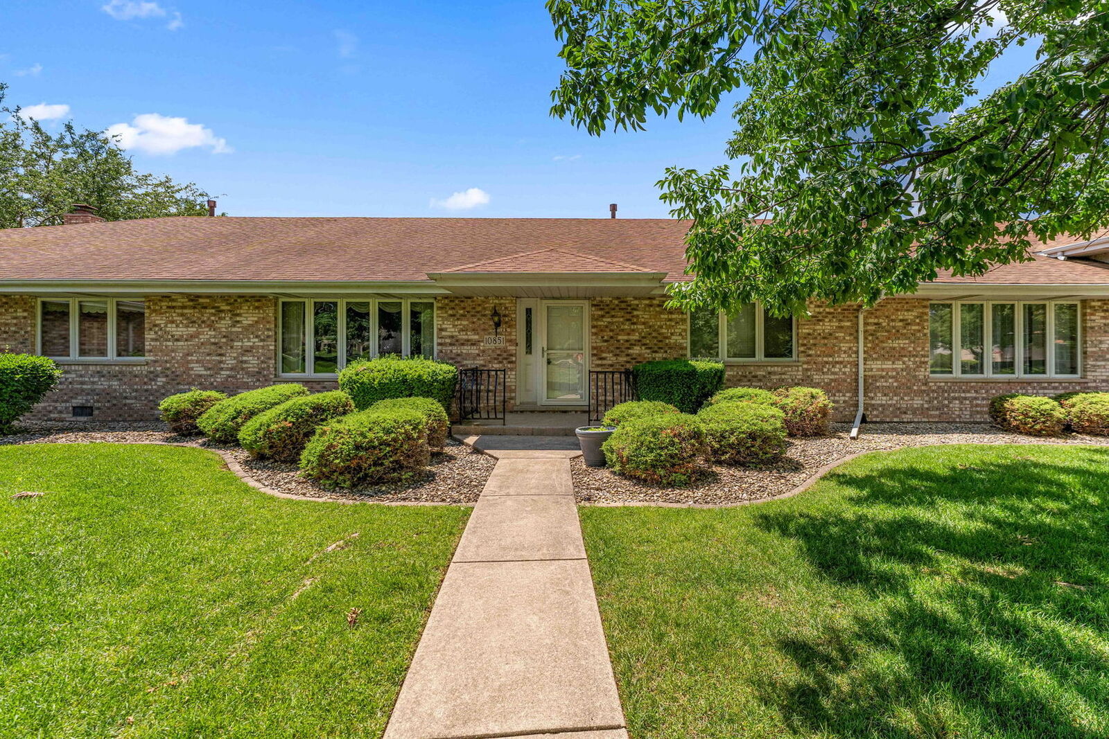 Property Photo: