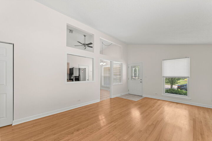 Property Photo:  352 Danbury Drive  IL 60565 