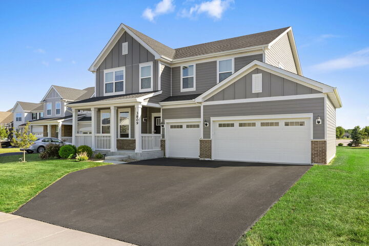 Property Photo: 3809 Currant Lane IL 60124
