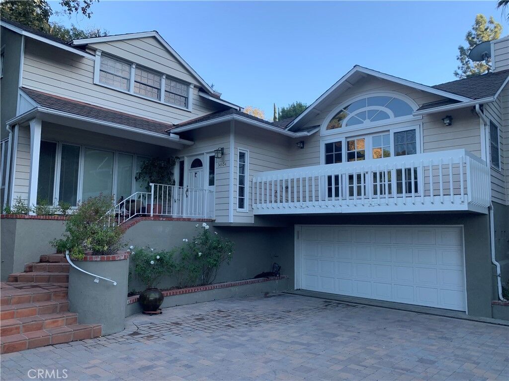Property Photo: 14934 Stonesboro Place CA 91403