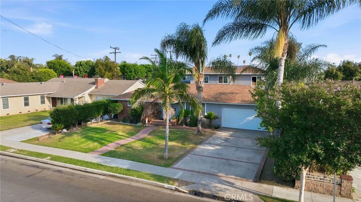 Property Photo:  1306 E 14th Street  CA 92701 