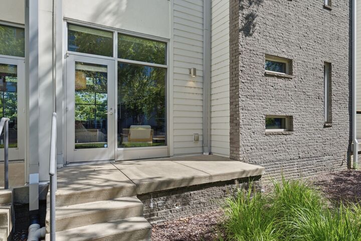 Property Photo:  712 Strickland Dr  TN 37206 