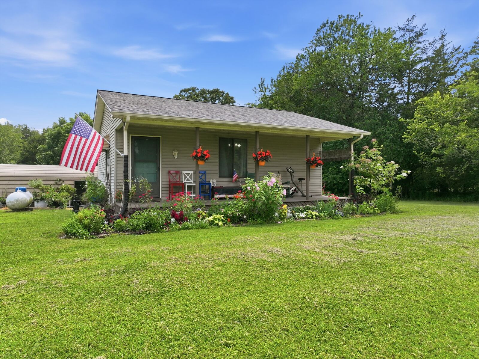 Property Photo:  5040 Sharpsville Rd  TN 37130 