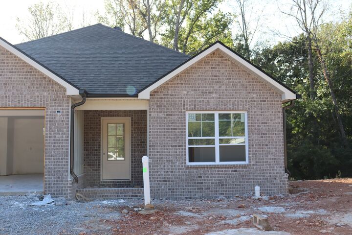 Property Photo:  1638 Hidden Creek Trl  TN 37043 