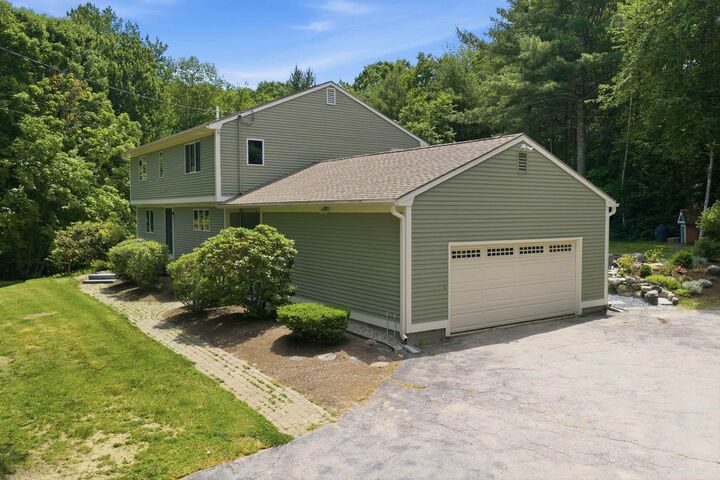 Property Photo:  171 Dow Road  NH 03304 