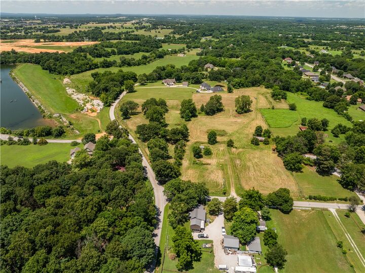 Property Photo:  Tract 2 5 Acres E Lake Road  AR 72762 