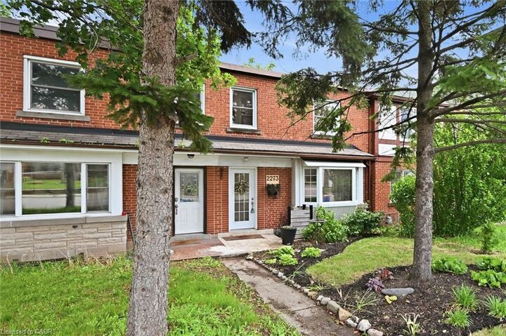 Property Photo:  2273 King Street E  ON L8K 1X5 