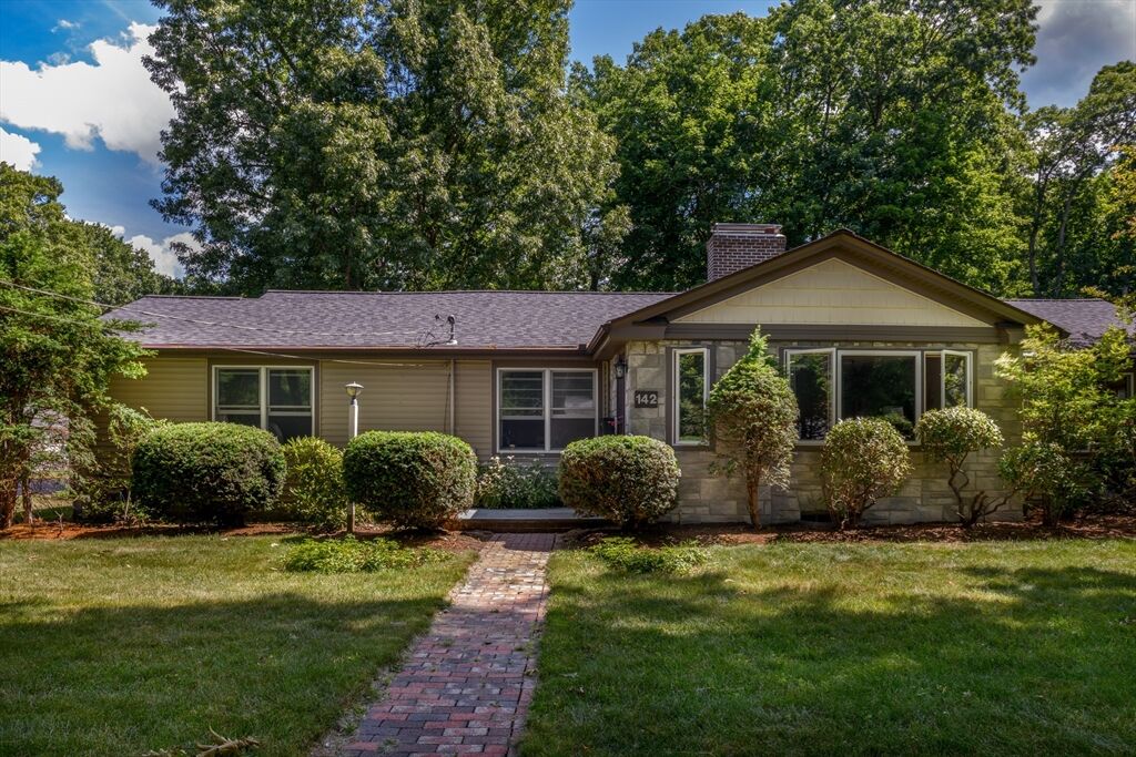 Property Photo: 142 Jamieson Road MA 01520