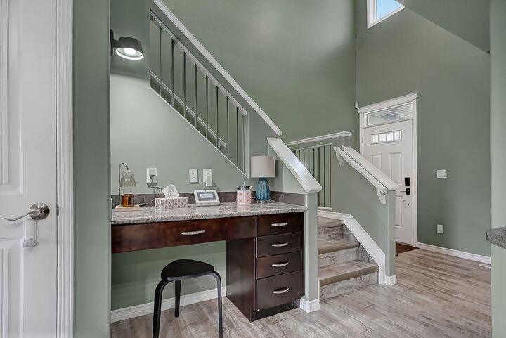 Property Photo:  8522 102 Avenue  AB T8X 0B5 