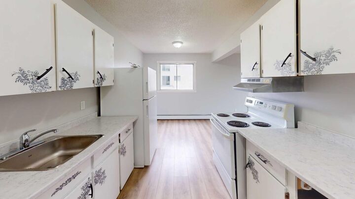 Property Photo:  10505 103 Street 201  AB T8V 3N5 