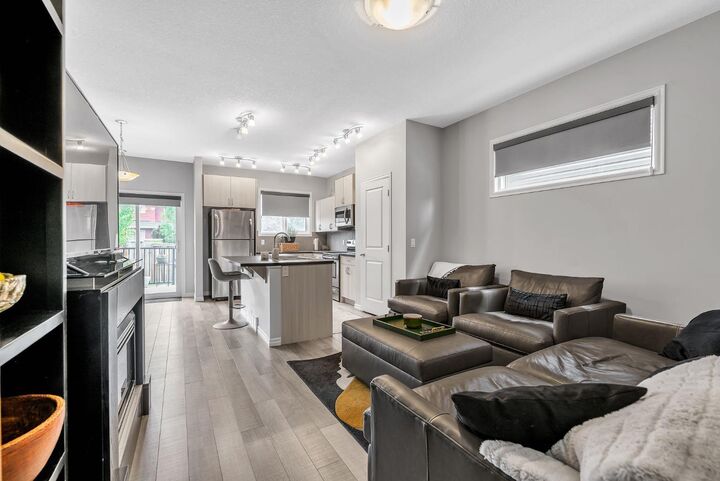 Property Photo: 72 Legacy Mews SE AB T2X 0Y5