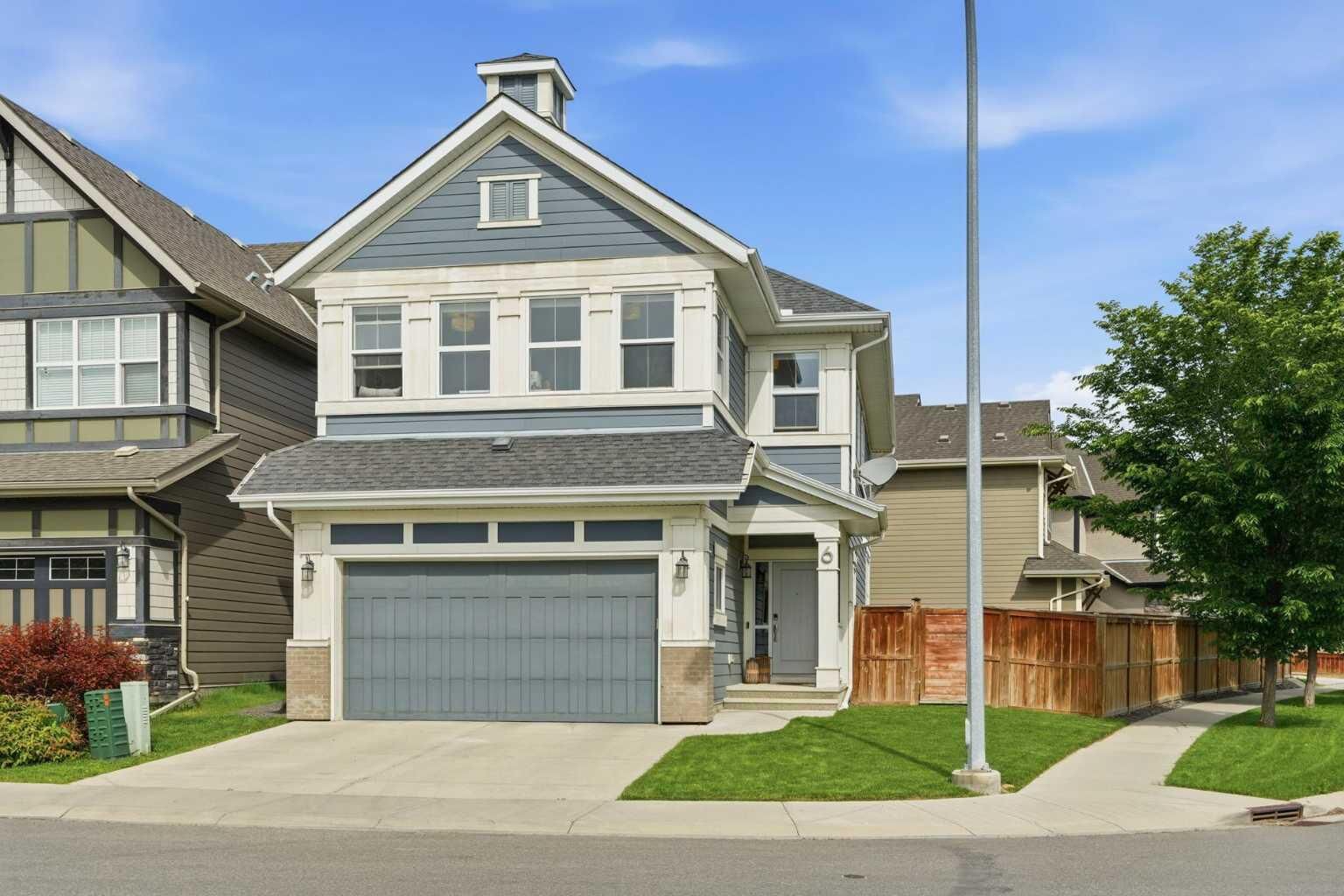 Property Photo:  6 Mahogany Lane SE  AB T3M 2J9 
