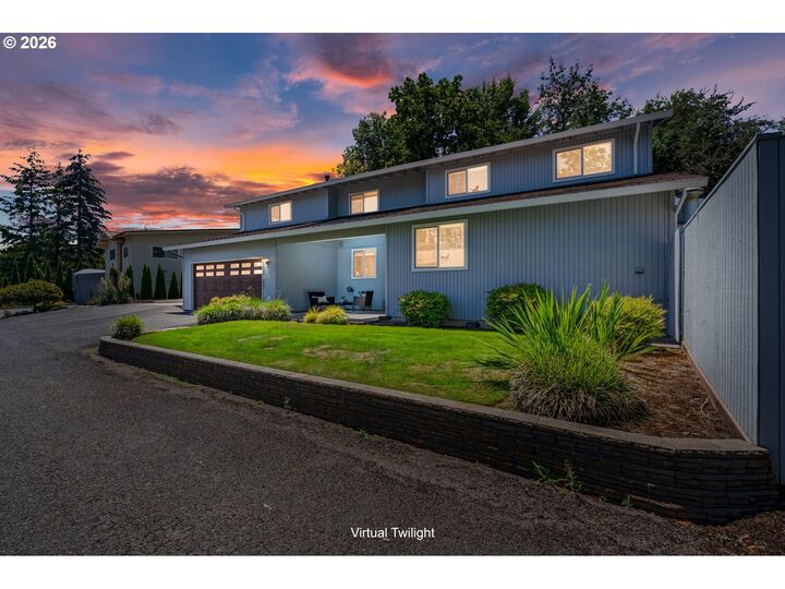 Property Photo: 2360 Glenmorrie Dr OR 97034