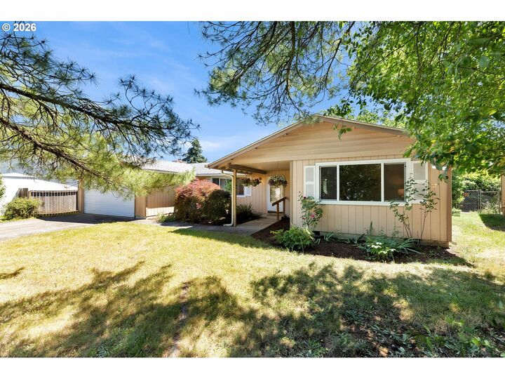 Property Photo: 207 SE 150th Ct WA 98684