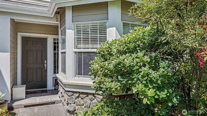 Property Photo: 511 Elma Place NE WA 98059