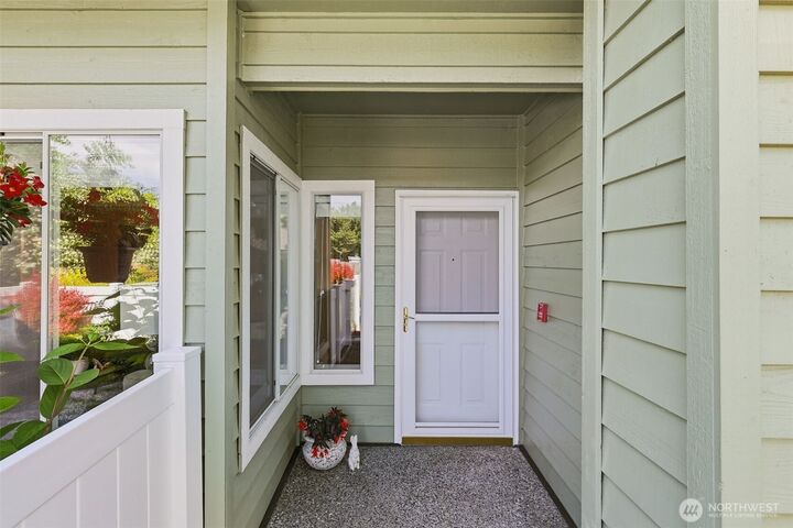 Property Photo: 3638 224th Place SE 1312 WA 98029