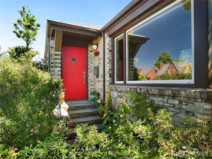 Property Photo: 8028 23rd Avenue NW WA 98117