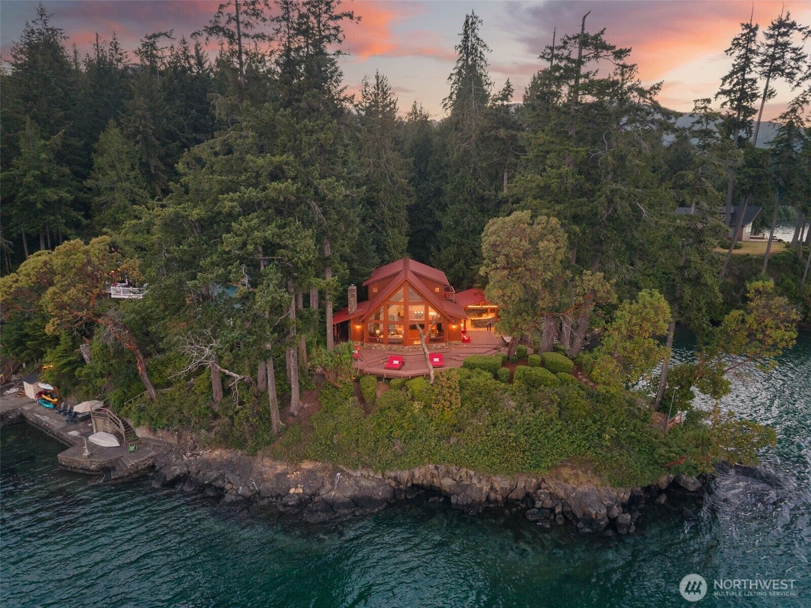 Property Photo: 191 Canal Lane Court WA 98320
