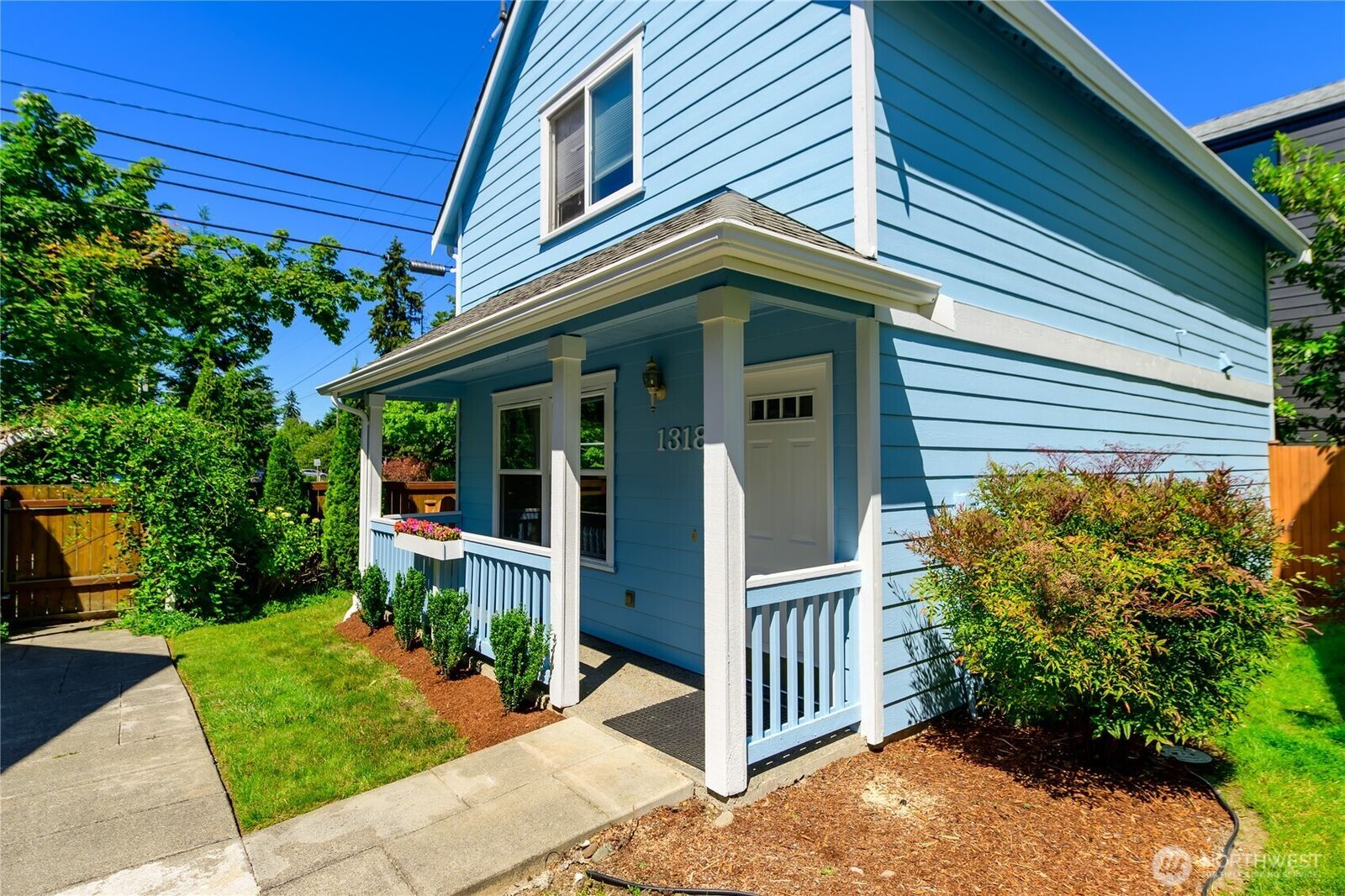 Property Photo: 1318 N 184th Court #12 WA 98177