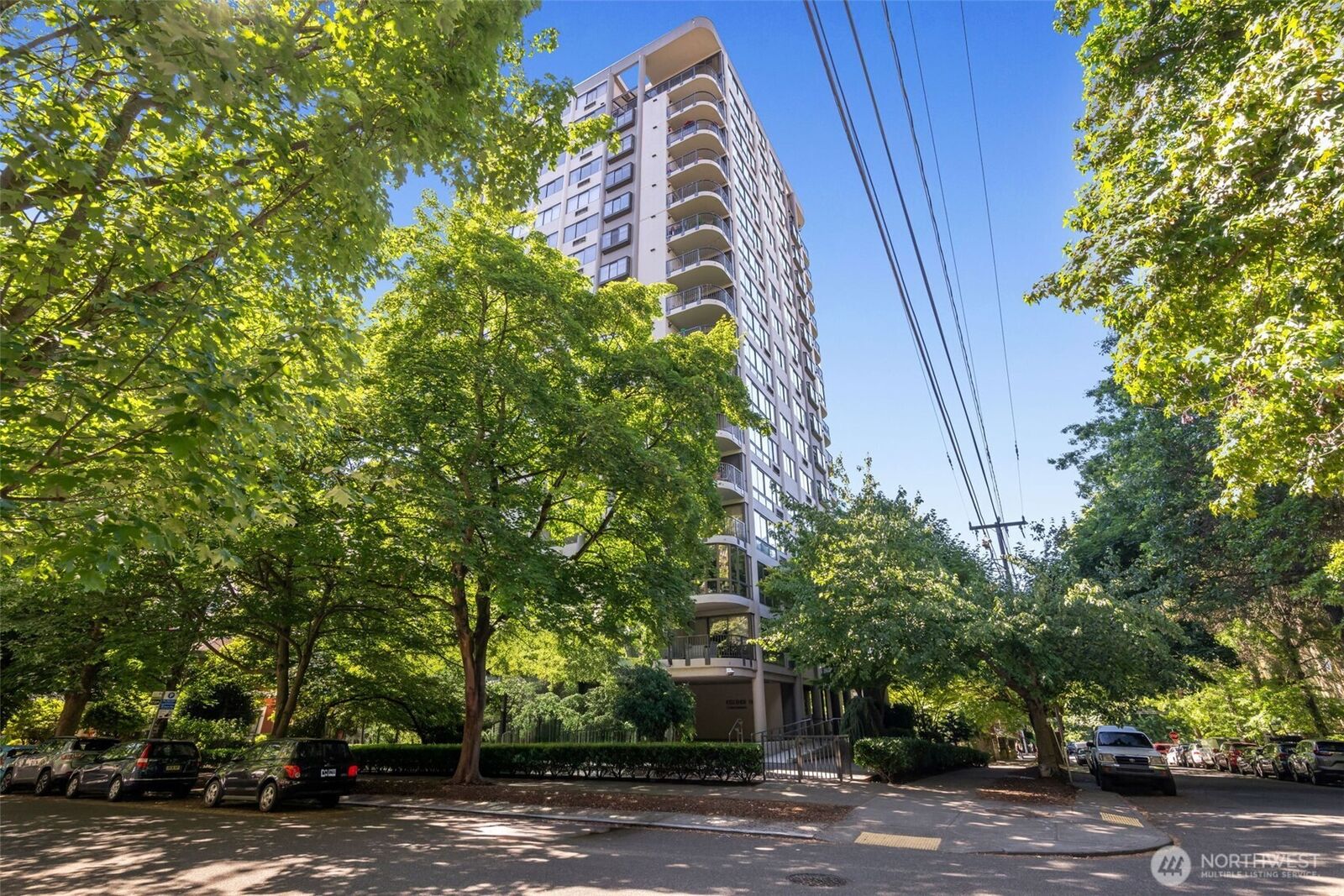 Property Photo: 1120 Spring Street 202 WA 98104