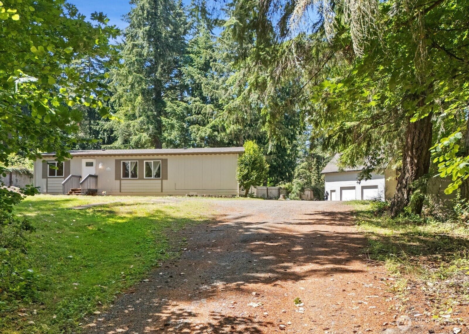 Property Photo:  131 SE Driftwood Lane  WA 98584 