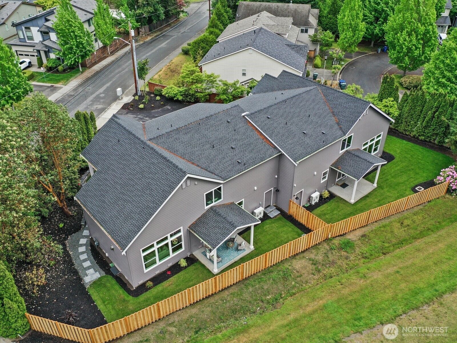 Property Photo:  9207 NE 175th Street A  WA 98011 