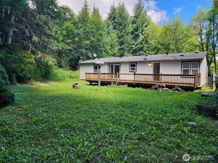 Property Photo:  11843  Blue Glacier Lane SE  WA 98597 