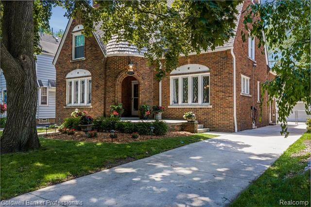 Property Photo: 1377 Harvard Road MI 48230