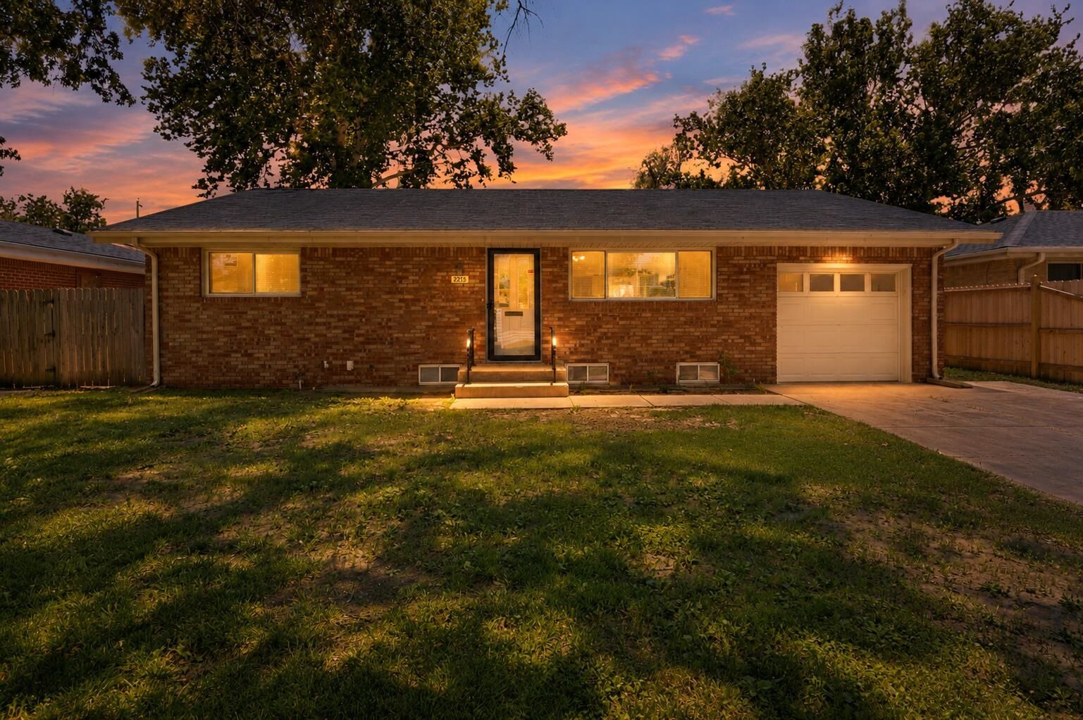 Property Photo:  2215 E Stafford St  KS 67211 