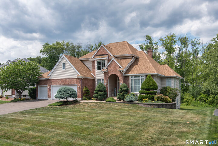 Property Photo:  21 Westmont Road  CT 06109 