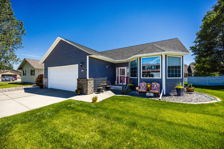 Property Photo:  1886 Paintbrush Drive  WY 82801 